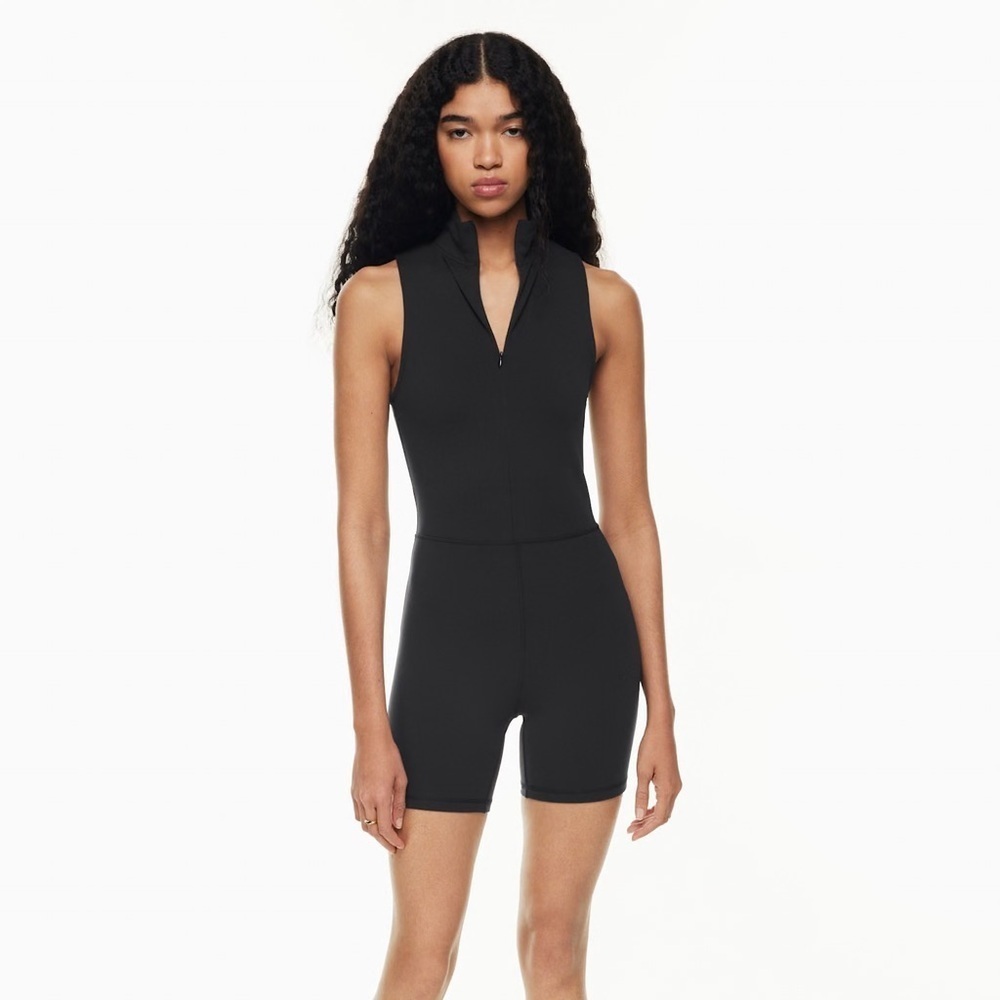Aritzia Wilfred Free black Moonrise zip-up sleeveless onesie romper - XL